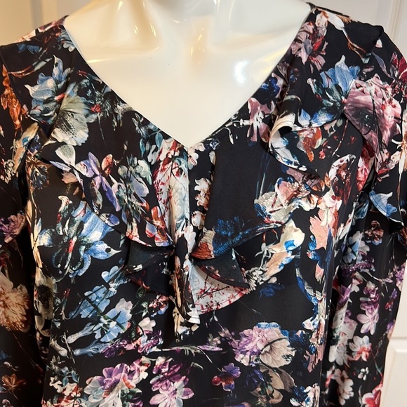 PARKER-Gorgeous Silk Ruffle Sleeve & Neckline-Cold Shoulder Blouse-Sz S-EUC - Picture 6 of 9